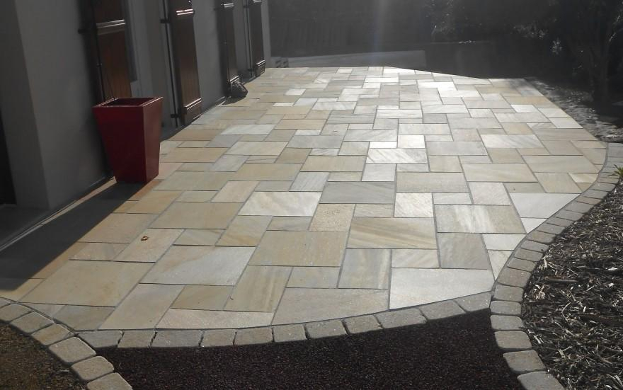 Ralisation Terrasse en Stardraine et dallage  Saint-Malo cre le 30/04/2025