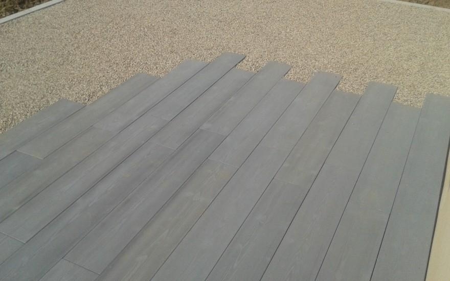 Ralisation Terrasse en Alvostar et Boib  Luzinay cre le 30/04/2025