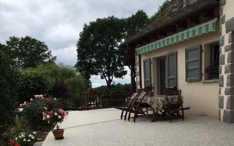 Cration Terrasse en Hydrostar  Aurillac ralise le 01/05/2025