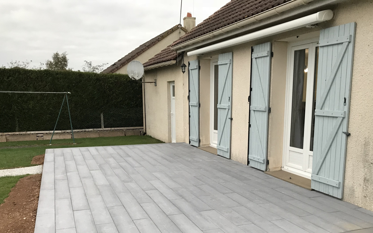 Conception Terrasse en Boib  Saint-Sauveur-Marville ralise le 28/12/2017