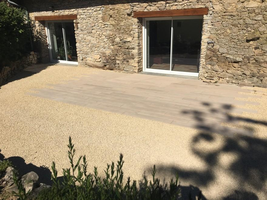 Ralisation Terrasse en Boib  Saint-Yrieix-sur-Charente conue le 30/04/2025