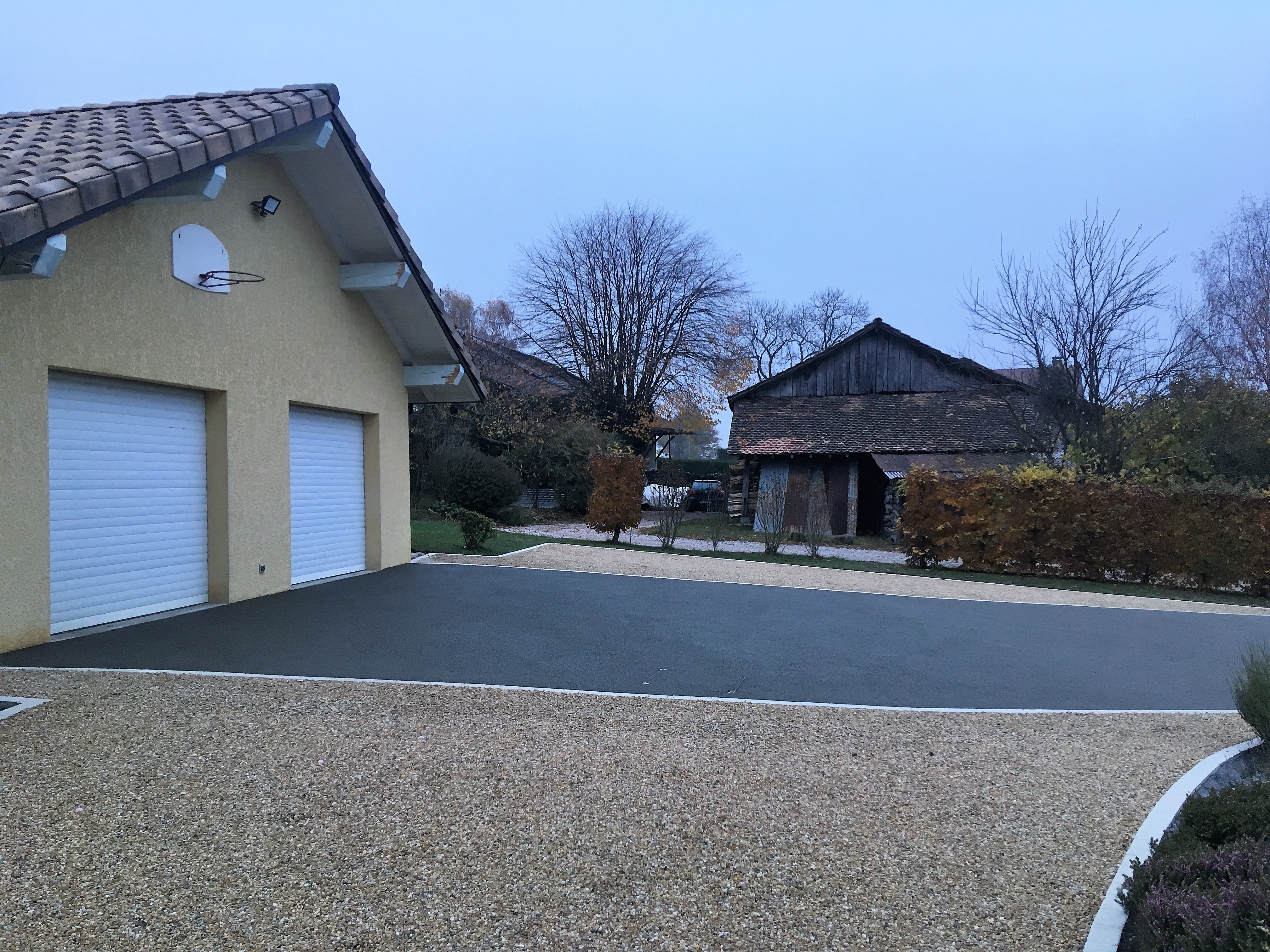 Ralisation Alle de garage en Alvostar et Bton Poreux - Entreprise Tardy-Thivent  Ballaison conue le 12/02/2019