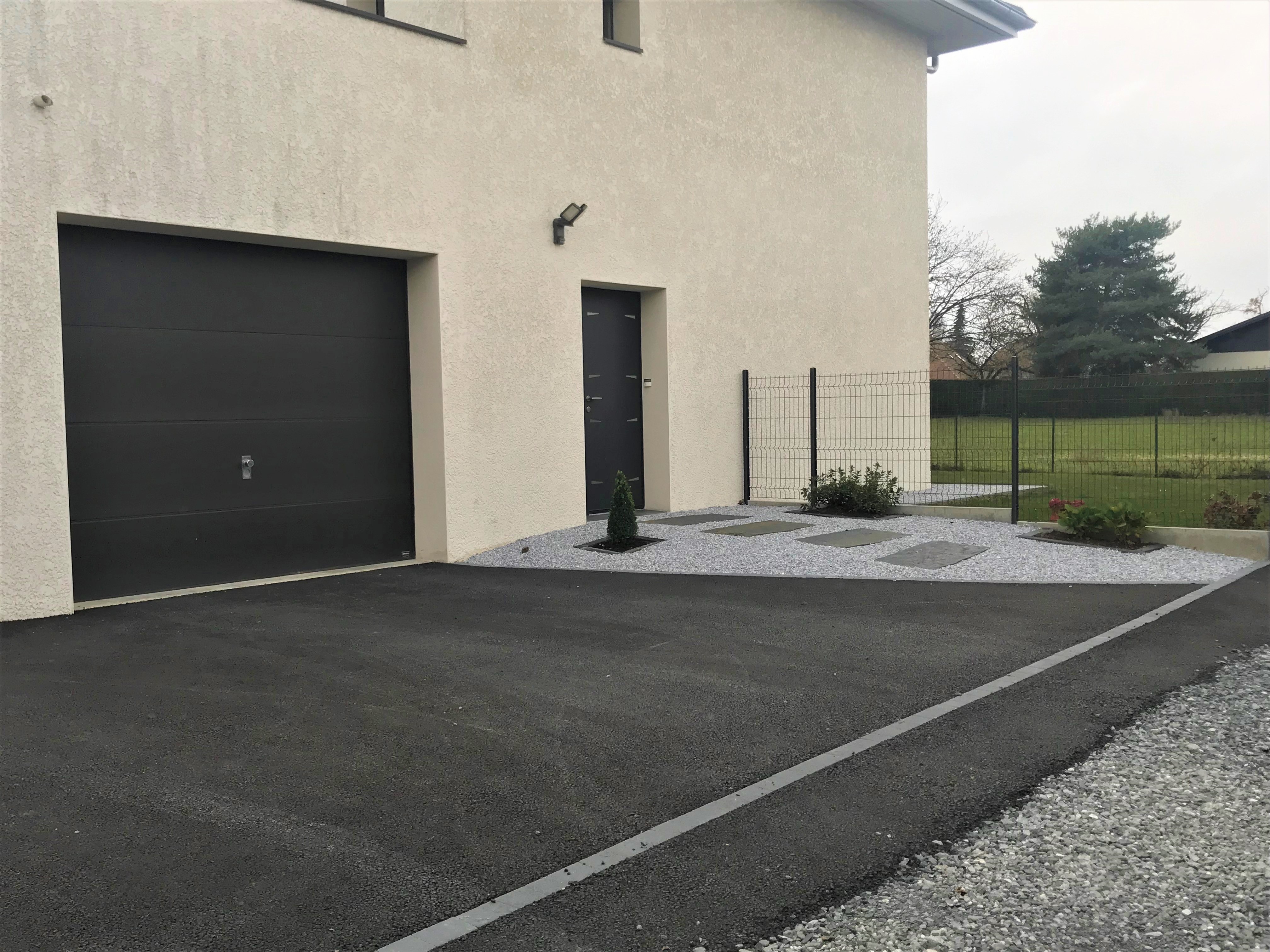 Conception Alle de garage en Alvostar et enrob noir  chaud - Entreprise Tardy-Thivent  Publier cre le 12/02/2019