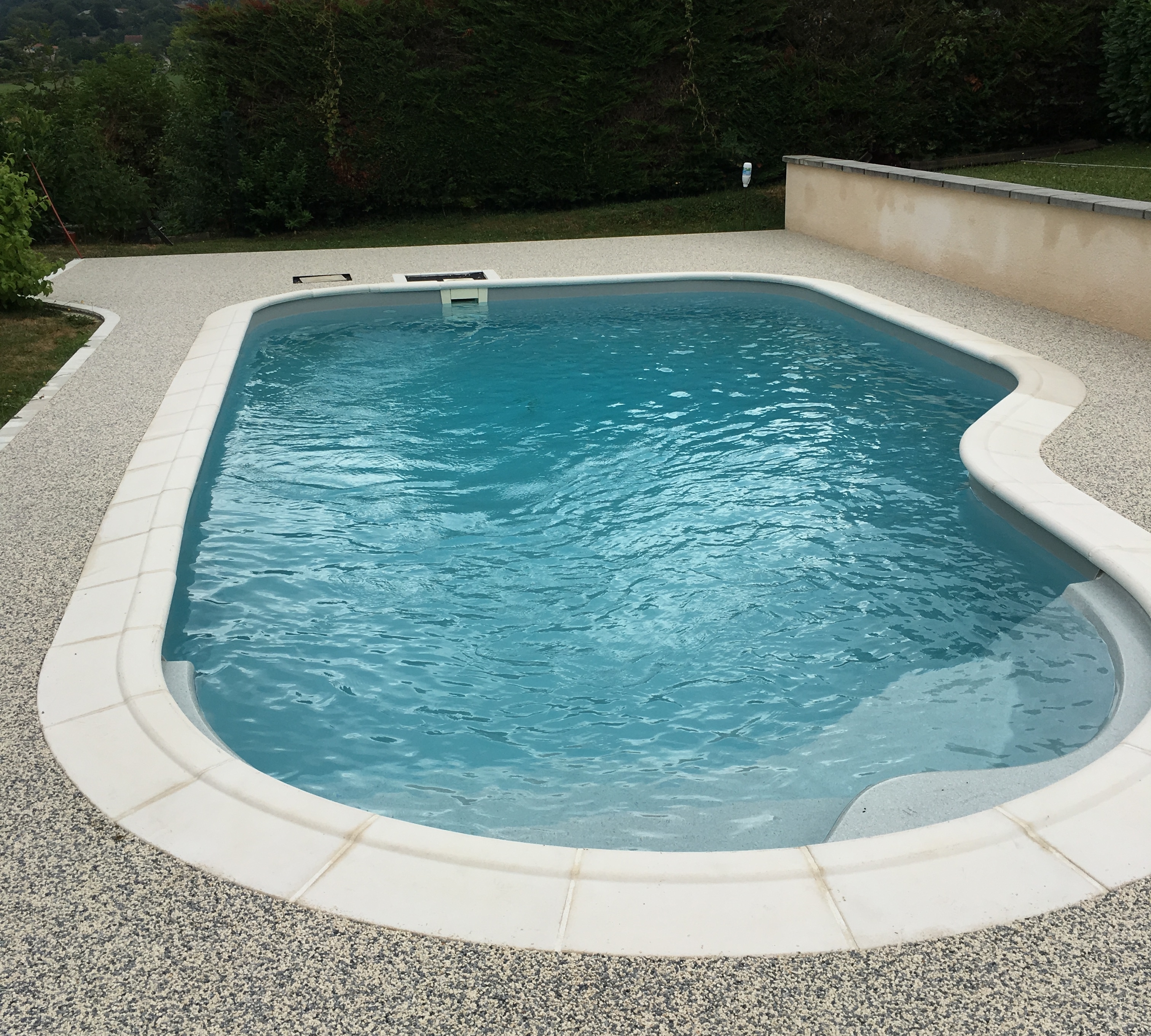 Conception Plage de piscine en Hydrostar - Entreprise Chausy - Cantal ralise le 14/09/2018