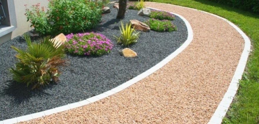 Comment &eacute;viter les flaques d'eau et les salissures avec mon all&eacute;e ?