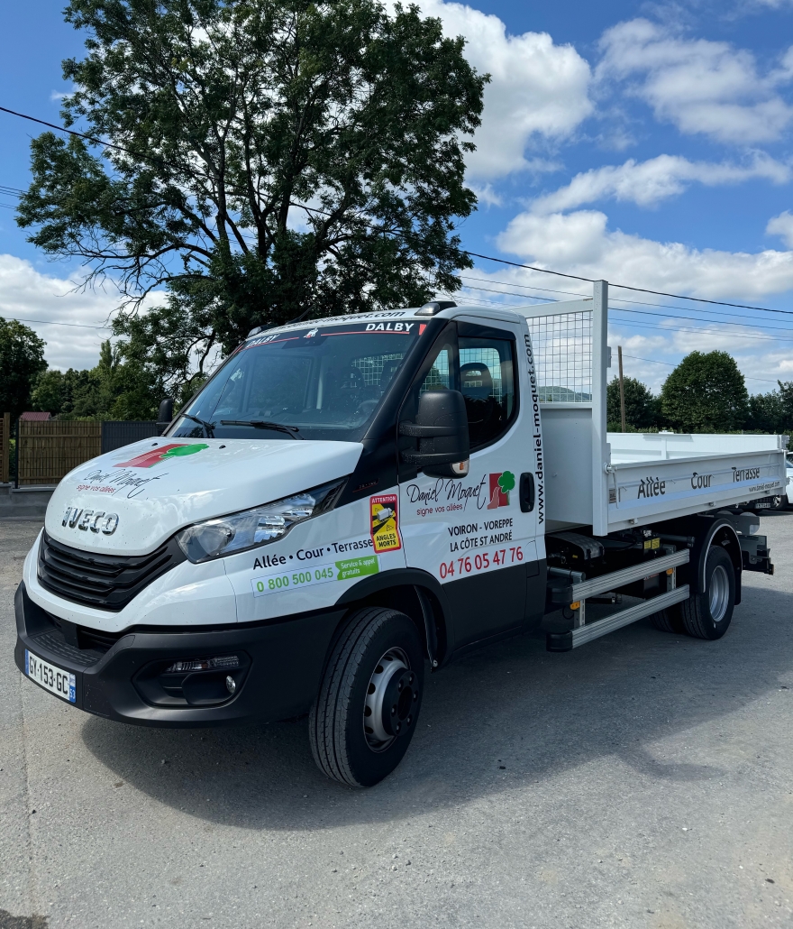 Un nouveau camion intègre la flotte de l'entreprise Allée Créative !