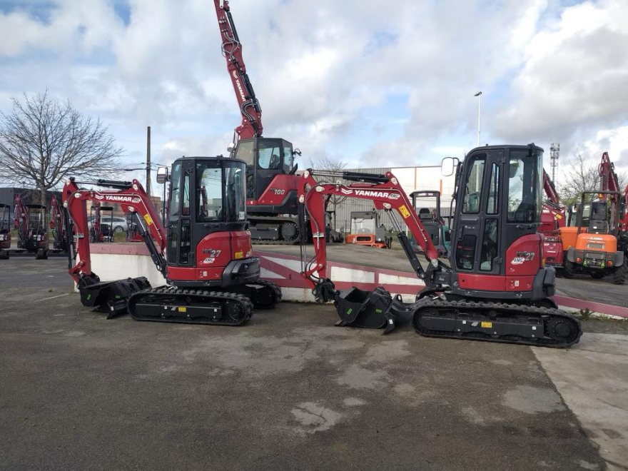 Deux nouvelles mini-pelles pour encore plus defficacité sur vos chantiers !