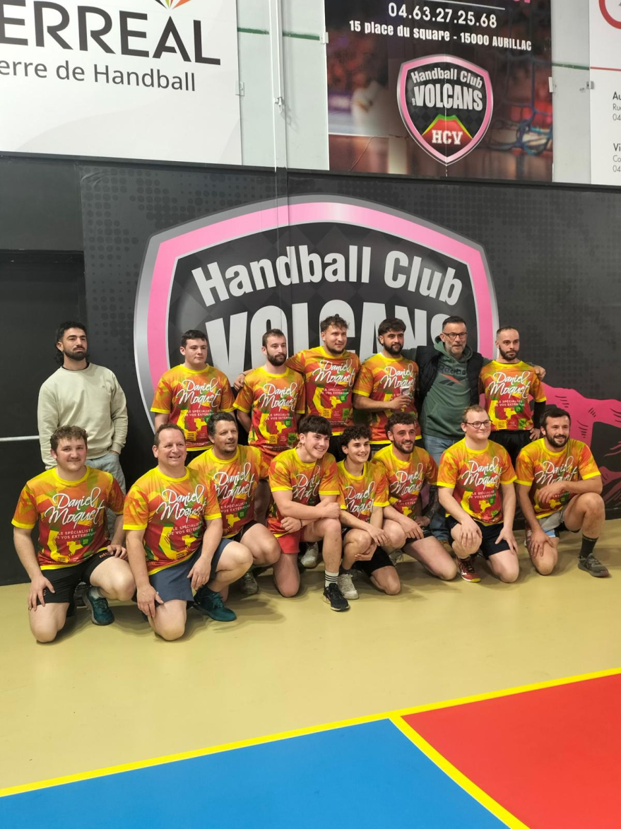 L'entreprise Chausy au tournoi de handball d'Aurillac