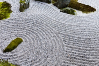 Cr&eacute;er un petit jardin zen, espace de s&eacute;r&eacute;nit&eacute;