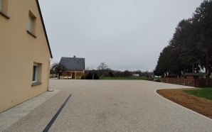 Accs mobilit rduite en bton decoratif