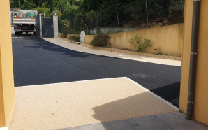 Cour en enrob� � chaud, Hydrostar� et Pav� la couture�17115
