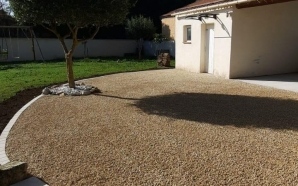 Cour en Alvostar14031