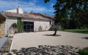 Cour en Gravistar5895