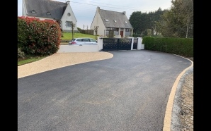 Alle de garage en bton decoratif et pavage dallage