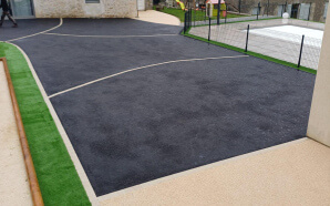 Cour en Dm green, enrob  chaud et Minralstar 20450