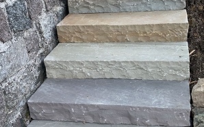 Terrasse en dallage, escalier pierre naturel et pavage 21292
