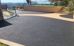 Cour en enrob� � chaud et Hydrostar�21483