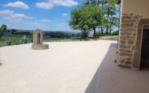 Cour en Alv�ostar�, enrob� � chaud, Gravistar�, Hydrostar� et Pav� la couture�21704