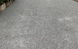 All�e de garage en Alv�ostar�23440