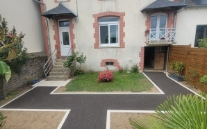 All�e de jardin en gr�s c�rame, Stardraine� et terrasse sur plots13432
