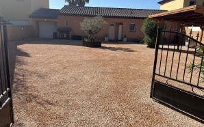 Cour en Alv�ostar� et Gravistar�13489