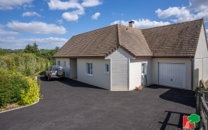 Cour en enrob  chaud17506