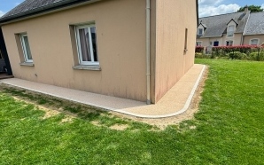 Allée de jardin en Minéralstar ® et Pavé la couture®18579