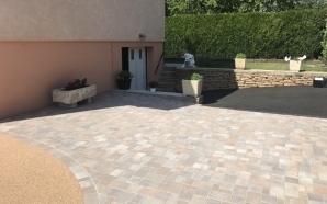 Cour en pavage en C�te d'or - Entreprise Tillier 6114