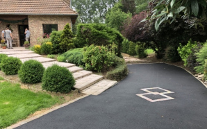 Chemin en enrob noir  chaud - Entreprise Rigaux 6330