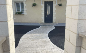 Entr�e de maison en enrob� � chaud, Hydrostar� et Pav� la couture�16671