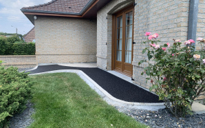 Alle de jardin en enrob  chaud et Stardraine et bordure Pav20460