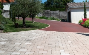 Cour en enrob  chaud et Pav la couture21930