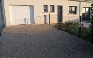 All�e de garage en Alv�ostar�23382