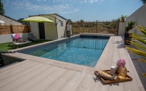 Plage de piscine en Boib� et Dm green�10246