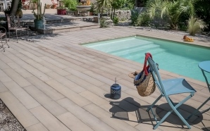 Plage de piscine en Boib�17961