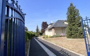 Chemin en enrob  chaud17501