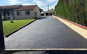 Chemin en enrob  chaud22755