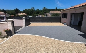 Cour en Alvostar, Gravistar et Hydrostar18591