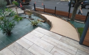 Terrasse en dallage sur plots et Hydrostar20323