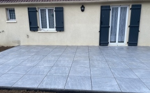 Entr�e de maison en dallage sur plots21049