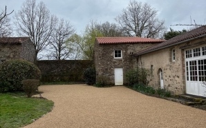 Cour en Alvostar21472