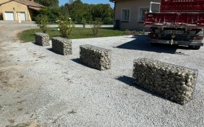 Cour en Gravistar et gabions22262