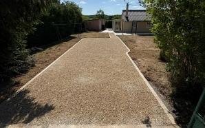 All�e de garage en Alv�ostar�22850