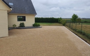 Cour en Gravistar23106