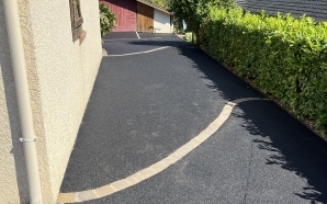 Cour en enrob  chaud23111