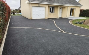 Cour en enrob  chaud et Pav la couture23158