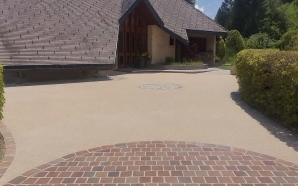 Cour en pavage et Min�ralstar �23193