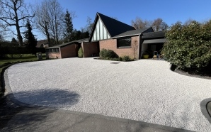 Cour en Alv�ostar� et Pav� la couture�23438