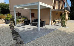 Cour en Alv�ostar� et terrasse en DM Profil23741