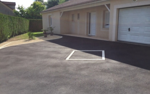 Cour en enrob noir  chaud - Entreprise Huet6147